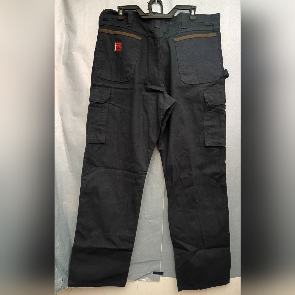 Men's Navy Cargo Pants - Picture 2 of 10
